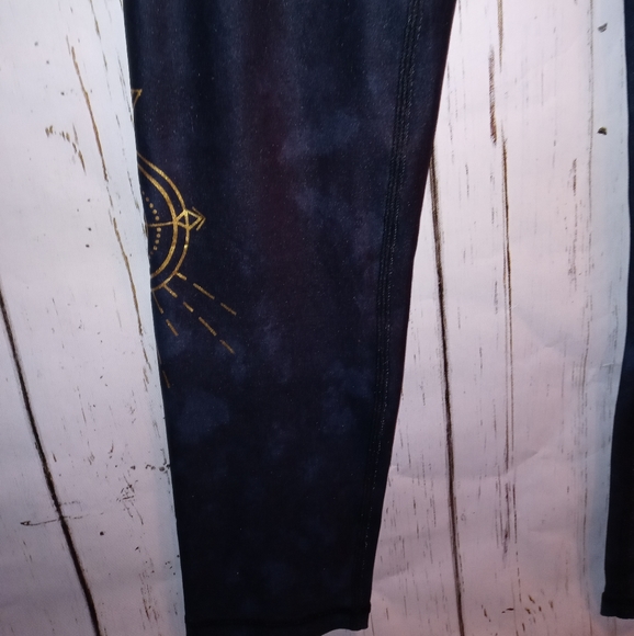 Sol and Mane Leggings - Picture 4 of 9